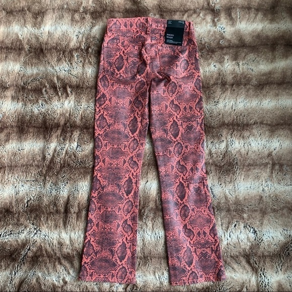 J Brand Selena Mid-Rise Crop Boot Jeans Coated Kalani Boa Pink - Picture 3 of 13